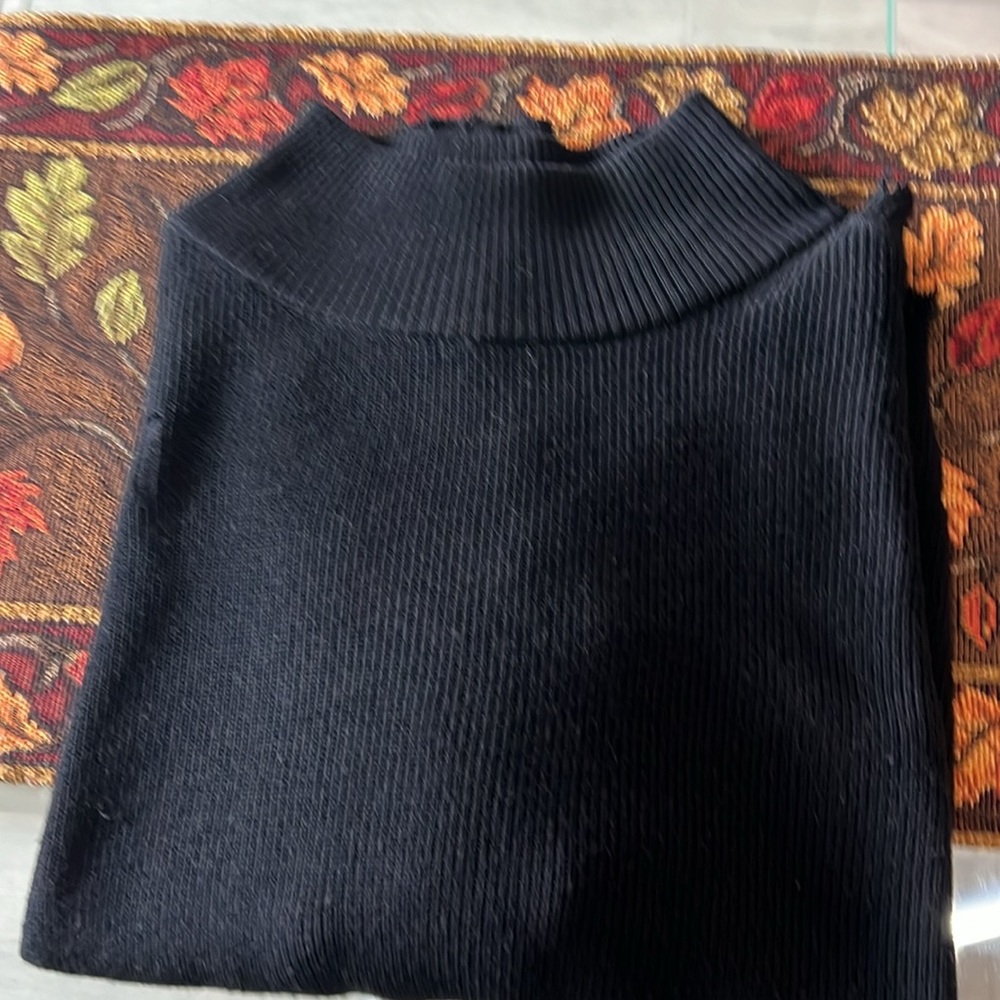 Black cowl neck sweater with open shoulder size large - Picture 3 of 5